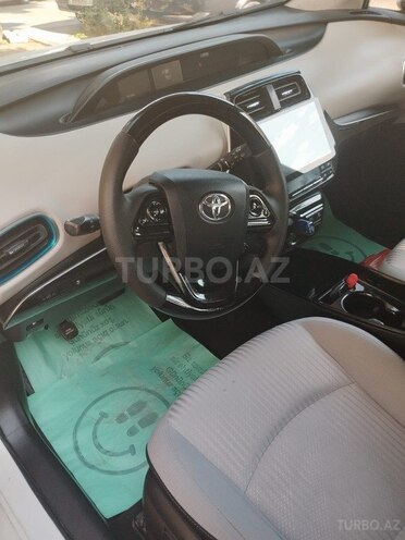 Toyota Prius 2019, 97,000 km - 1.8 л - Bakı