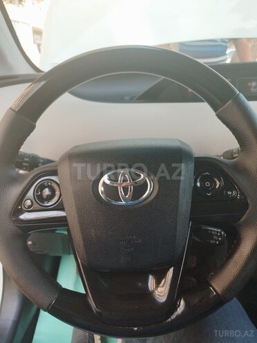 Toyota Prius 2019, 97,000 km - 1.8 л - Bakı