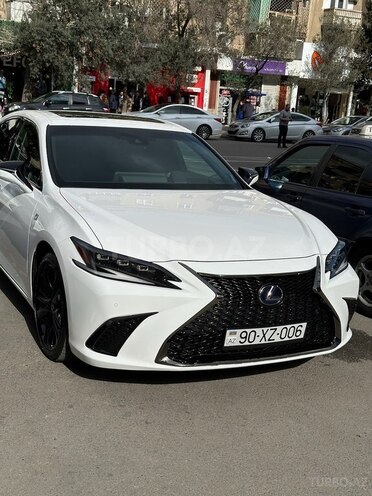 Lexus ES 300h 2021, 41,000 km - 2.5 l - Bakı