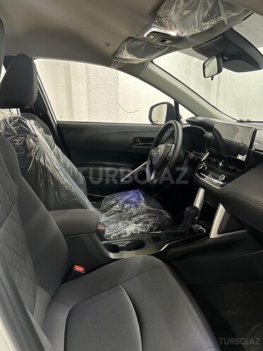 Toyota Corolla Cross 2024, 0 km - 2.0 l - Bakı