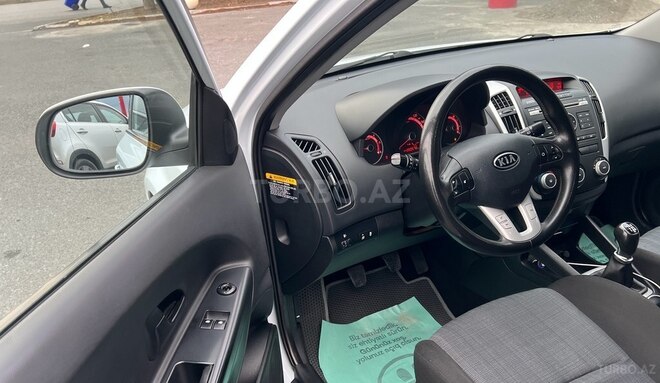 Kia Ceed 2009, 260,000 km - 1.6 l - Bakı