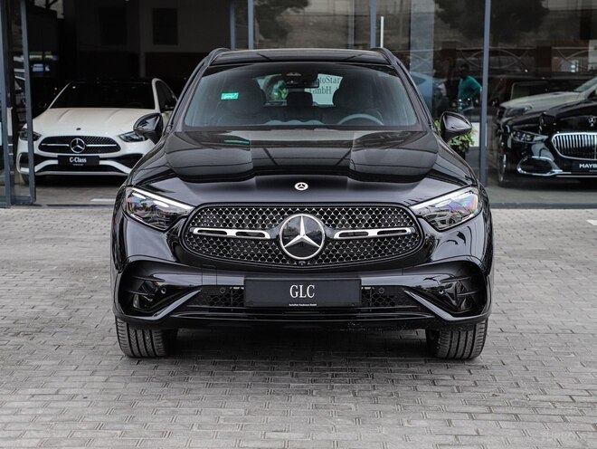 Mercedes GLC 350 e 4MATIC+-1