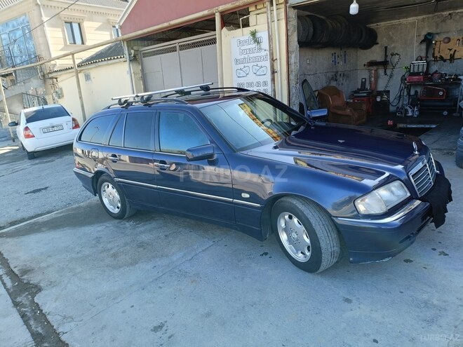 Mercedes C 200 1997, 540,000 km - 2.0 l - Qobustan