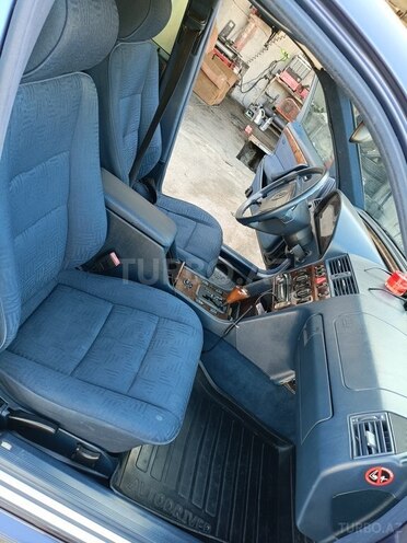 Mercedes C 200 1997, 540,000 km - 2.0 l - Qobustan