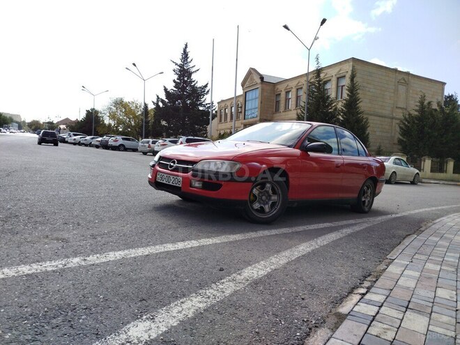 Opel Omega 1997, 349,500 km - 2.0 l - Bakı
