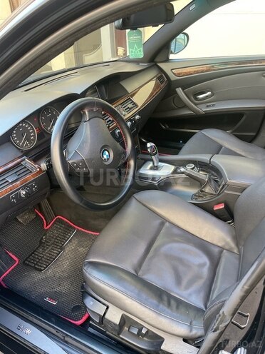 BMW 523 2009, 270,000 km - 2.5 л - Bakı