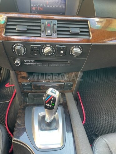 BMW 523 2009, 270,000 km - 2.5 л - Bakı