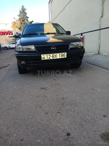 Opel Astra 1993, 300,450 km - 1.6 l - Bakı
