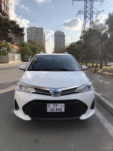 Toyota Corolla Fielder 2019, 130,000 km - 1.5 л - Bakı