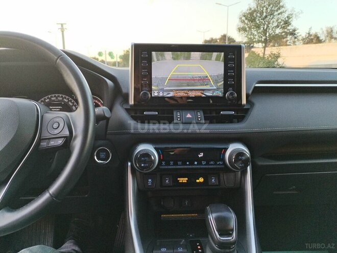 Toyota RAV4 2021, 17,600 km - 2.0 l - Bakı