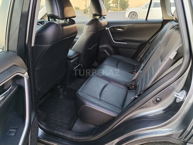Toyota RAV4 2021, 17,600 km - 2.0 l - Bakı