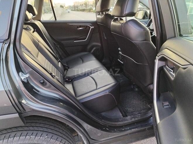 Toyota RAV4 2021, 17,600 km - 2.0 l - Bakı