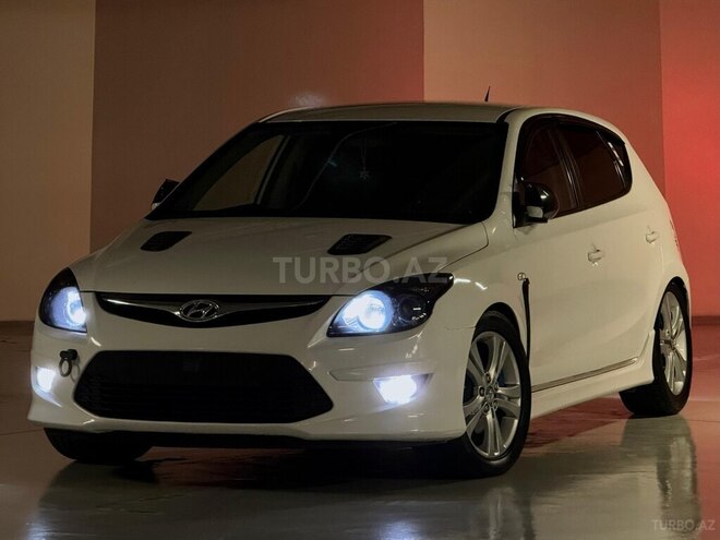 Hyundai i30 2009, 280,000 km - 1.6 л - Gəncə
