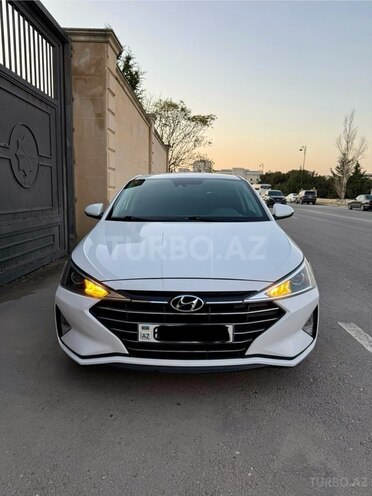 Hyundai Elantra 2020, 28,000 km - 2.0 л - Bakı