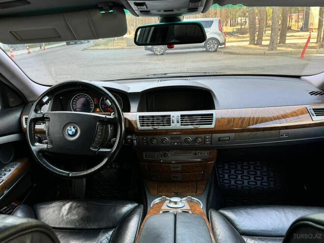 BMW 745 2003, 270,000 km - 4.4 l - Bakı
