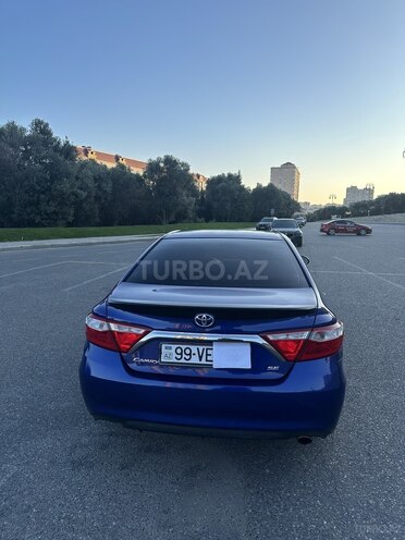 Toyota Camry-9