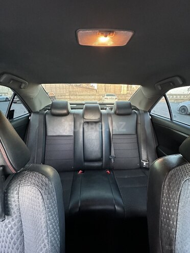 Toyota Camry-6