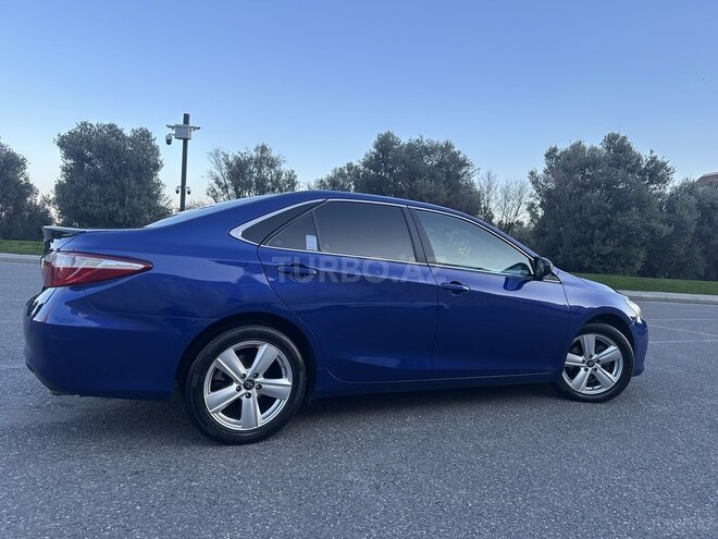 Toyota Camry-8
