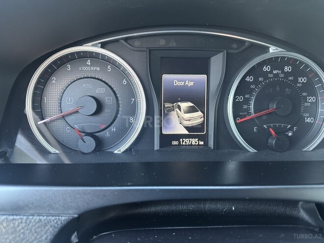 Toyota Camry-5