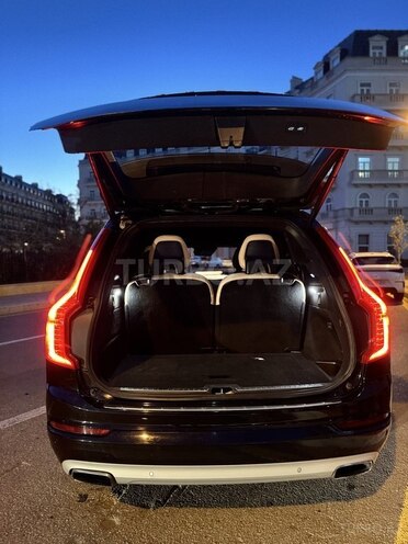 Volvo XC90-5