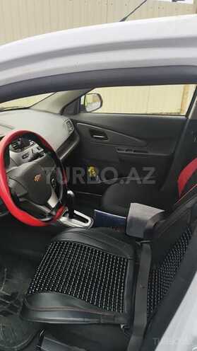 Chevrolet Cobalt-13