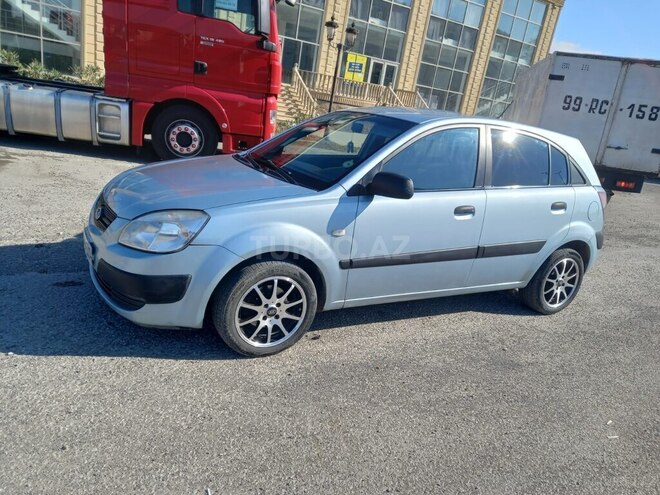 Kia Rio 2006, 290,000 km - 1.4 l - Bakı