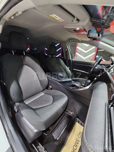 Toyota Camry-17