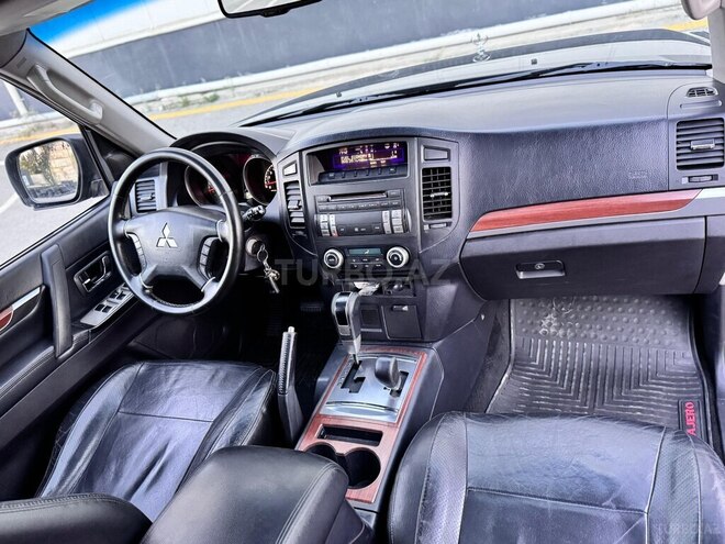 Mitsubishi Pajero 2008, 192,000 km - 3.0 l - Bakı
