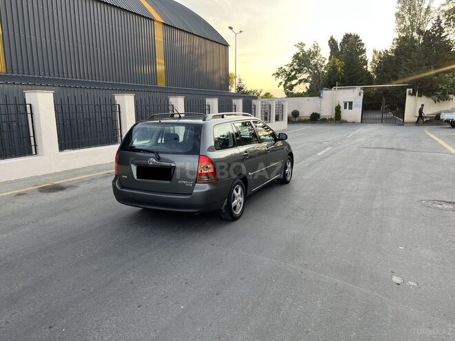 Toyota Corolla 2006, 254,000 km - 1.4 l - Bakı