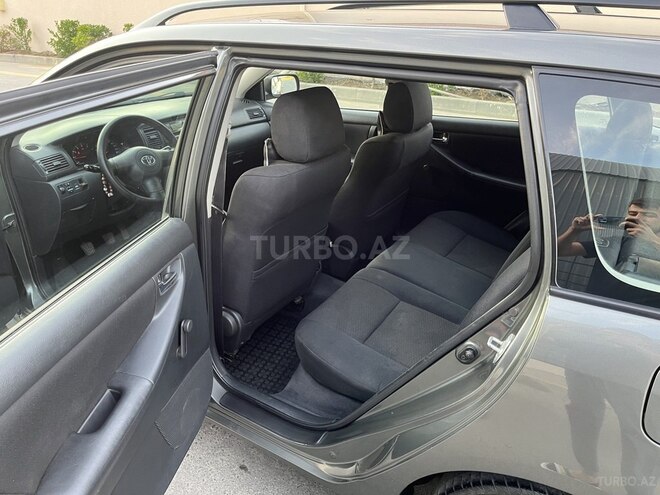 Toyota Corolla 2006, 254,000 km - 1.4 l - Bakı