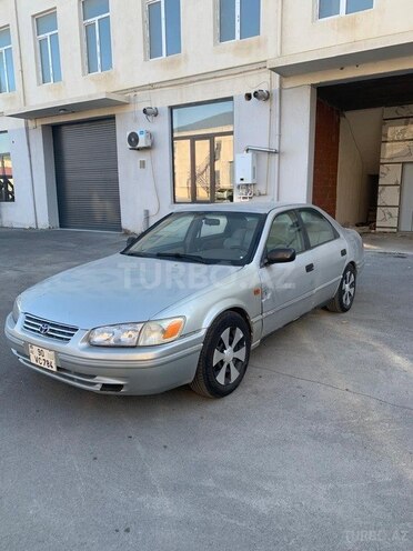 Toyota Camry 2001, 300,000 km - 2.2 l - Bakı