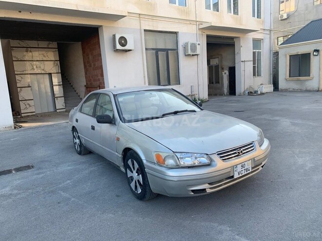 Toyota Camry 2001, 300,000 km - 2.2 l - Bakı