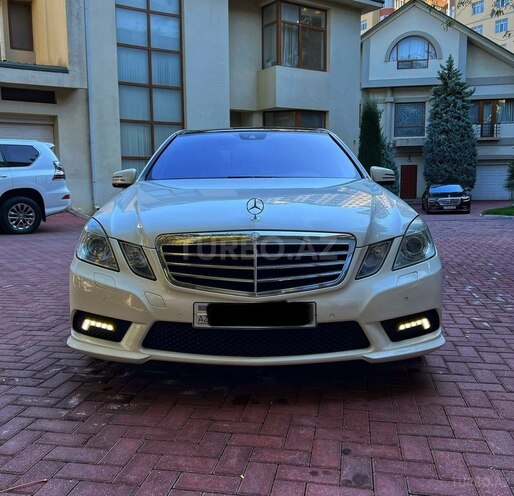 Mercedes E 250 2011, 224,500 km - 1.8 l - Bakı