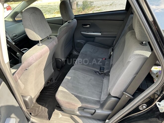 Toyota Prius V 2012, 204,387 km - 1.8 l - Bakı