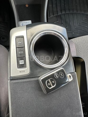 Toyota Prius V 2012, 204,387 km - 1.8 l - Bakı