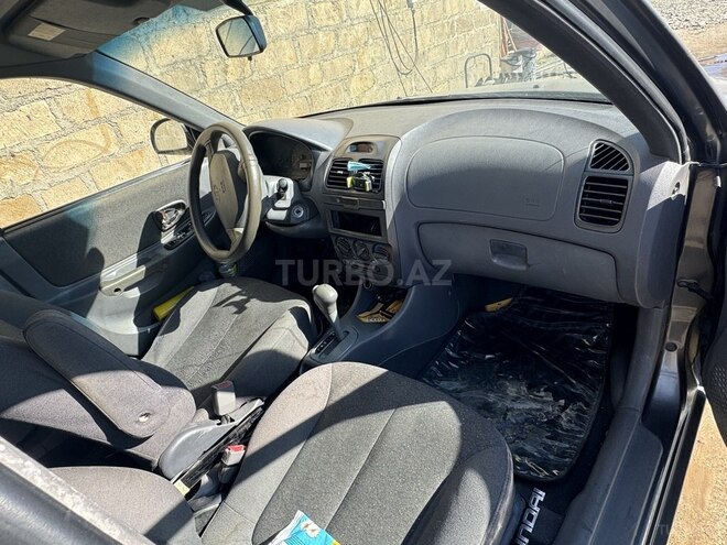 Hyundai Accent 2002, 230,000 km - 1.6 l - Şəmkir