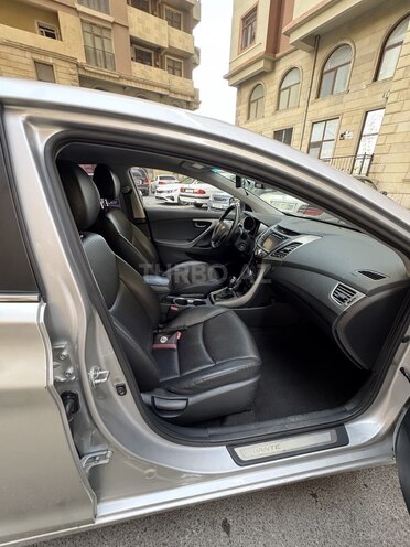 Hyundai Avante 2015, 83,935 km - 1.6 l - Bakı