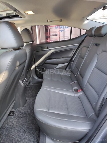Hyundai Avante 2016, 177,500 km - 1.6 l - Bakı