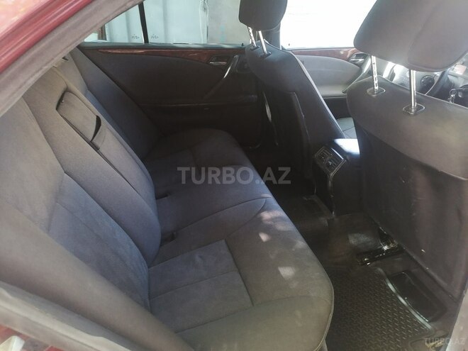 Mercedes E 220 2000, 199,000 km - 2.2 l - Bakı