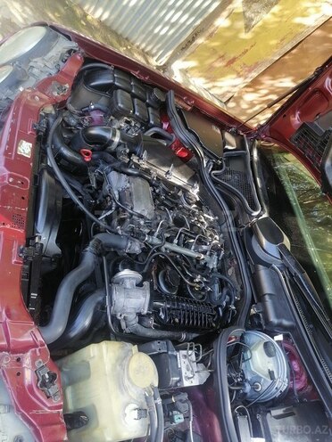 Mercedes E 220 2000, 199,000 km - 2.2 l - Bakı