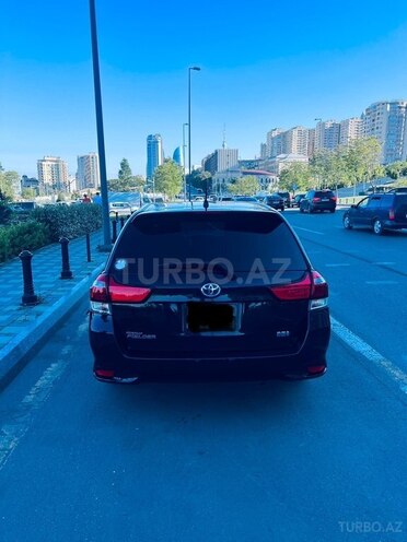 Toyota Corolla Fielder 2018, 100,000 km - 1.5 л - Bakı