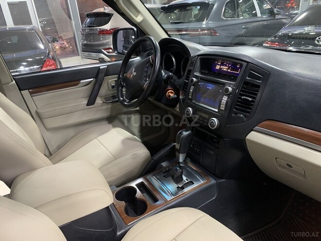 Mitsubishi Pajero 2007, 211,000 km - 3.8 l - Bakı
