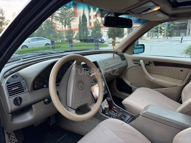 Mercedes C 230 2000, 298,000 km - 2.3 l - Bakı