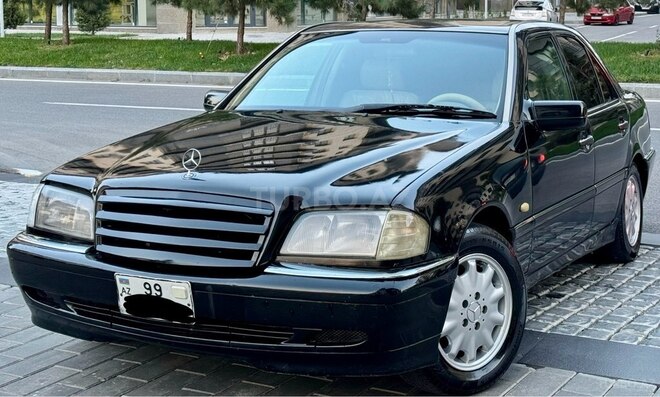 Mercedes C 230 2000, 298,000 km - 2.3 l - Bakı