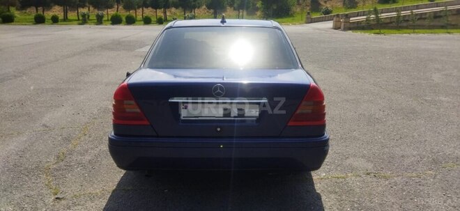 Mercedes C 180 1994, 220,646 km - 1.8 l - Zaqatala