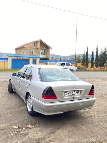 Mercedes C 180 1999, 287,877 km - 1.8 l - Lənkəran