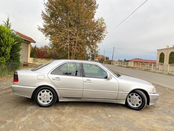 Mercedes C 180 1999, 287,877 km - 1.8 l - Lənkəran
