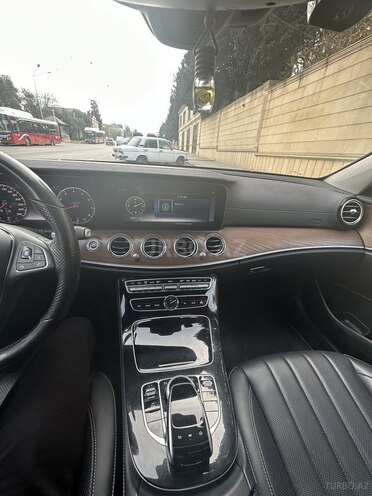 Mercedes E 300 2018, 140,000 km - 2.0 л - Bakı