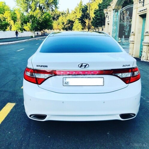 Hyundai Grandeur 2011, 242,000 km - 3.0 l - Bakı