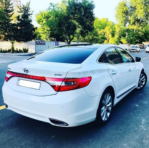 Hyundai Grandeur 2011, 242,000 km - 3.0 l - Bakı